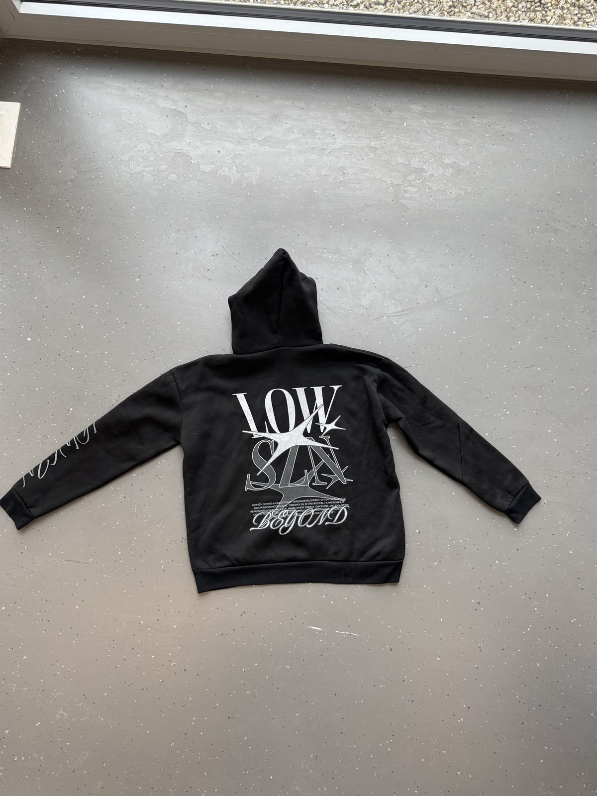 Hoodie Black Rückansicht